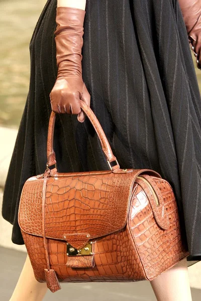 Look 1